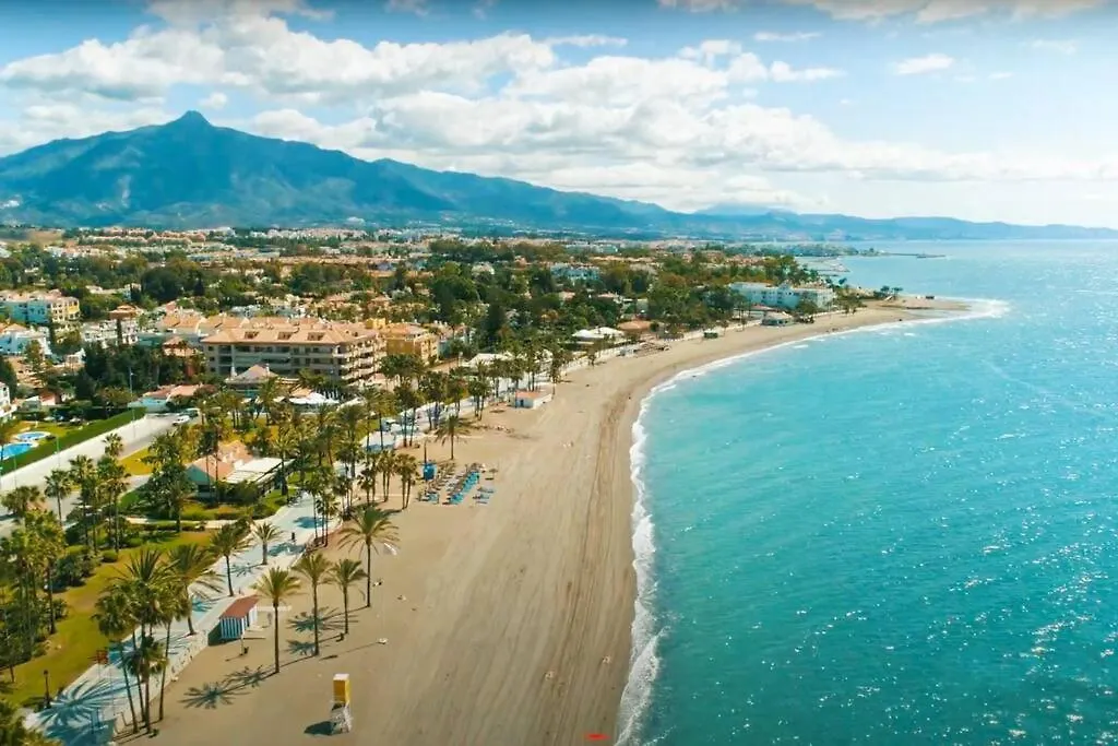 Willa Luminosa Casa Familiar Centrica Marbella